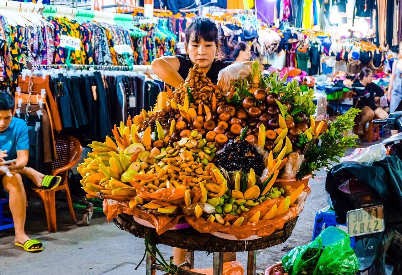 VARIOUS VEGETABLES FOR SALE AT MARKET