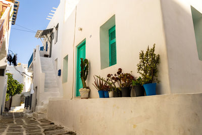 Inside the old town of mykonos on the greek island of the same name, mykonos