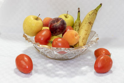 Close-up of fruits in bowl