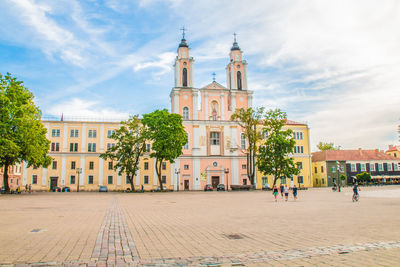 Group of people in front of building