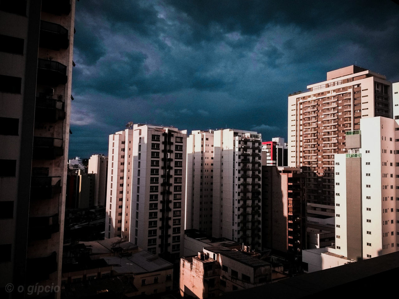 building exterior, architecture, sky, built structure, city, building, cloud - sky, residential district, nature, office building exterior, no people, cityscape, storm cloud, storm, skyscraper, tall - high, modern, outdoors, office, apartment, financial district