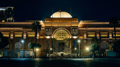 Entrance of the egyptian museum in cairo in nighttime