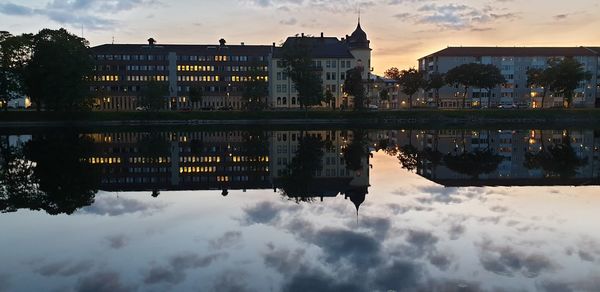 Reflection of buildings in lake