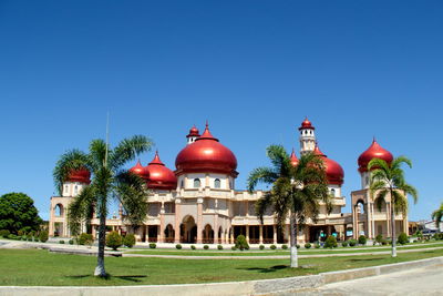 Baitul makmur grand mosque in meulaboh city, indonesia