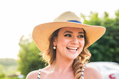 Portrait of a smiling young woman