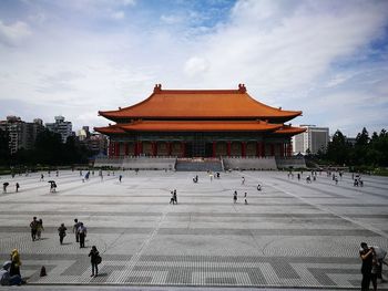 Crowd at national concert hall