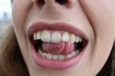 Close-up of human hand