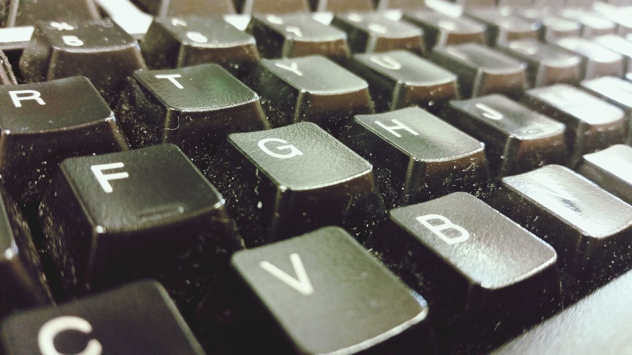 indoors, close-up, still life, communication, high angle view, computer keyboard, alphabet, technology, connection, selective focus, number, table, full frame, text, wireless technology, large group of objects, backgrounds, in a row, computer, western script