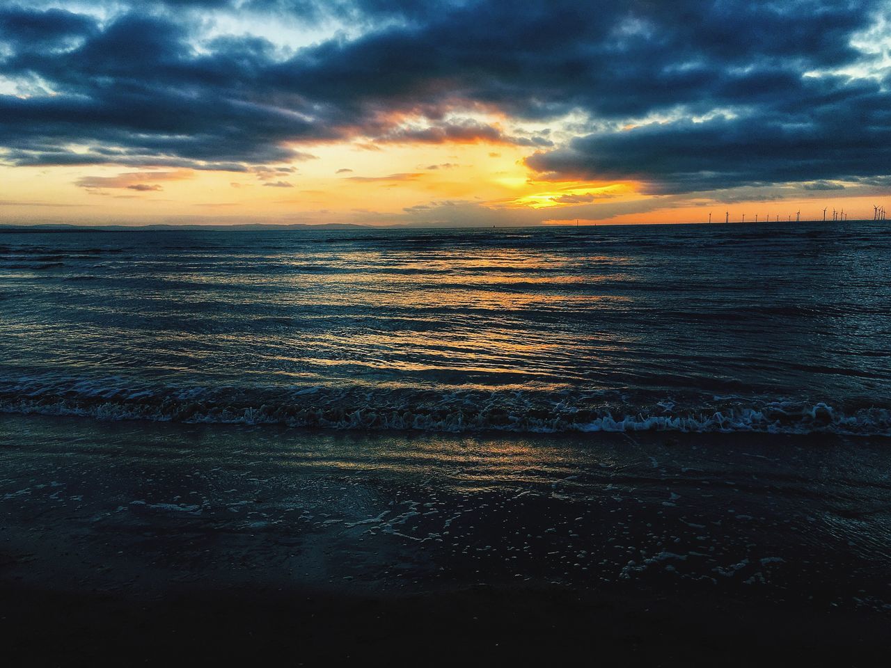 sunset, sea, water, scenics, beauty in nature, tranquil scene, nature, horizon over water, tranquility, beach, sky, cloud - sky, idyllic, reflection, silhouette, dramatic sky, no people, outdoors, wave, vacations, day