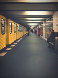 Illuminated tunnel