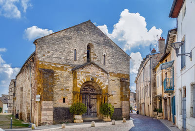 Panoramic view of historic building against sky