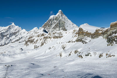 View of the matterhorn mountain from cervinia