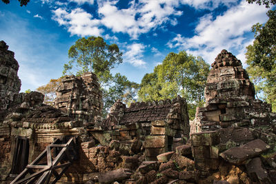 Preah khan temple site among the ancient ruins of angkor wat hindu temple complex in cambodia