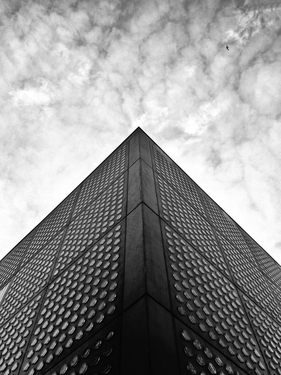 architecture, building exterior, built structure, low angle view, modern, sky, office building, city, tall - high, skyscraper, tower, glass - material, building, cloud - sky, window, day, reflection, cloud, outdoors, tall