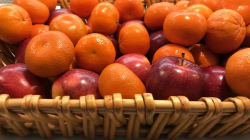 Close-up of oranges in basket