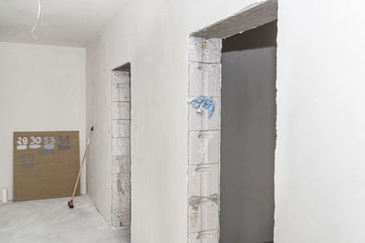 Freshly laid gypsum on the walls and ceiling of a newly built detached house.