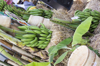 Fruits growing at market stall