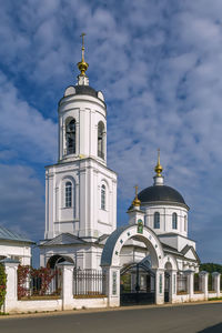 Church of st. sergius of radonezh in the stefano-makhrishchsky holy trinity monastery, russia