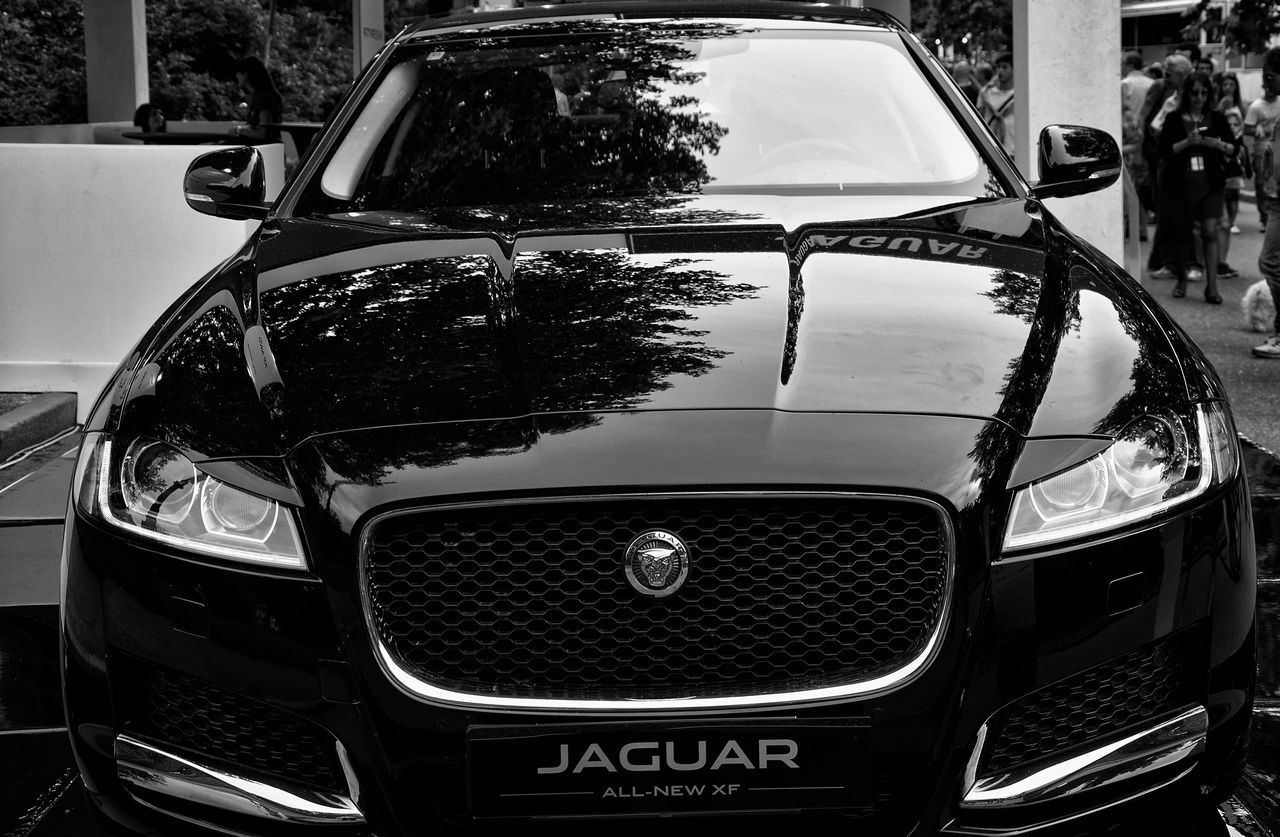 JAGUAR XF AWD