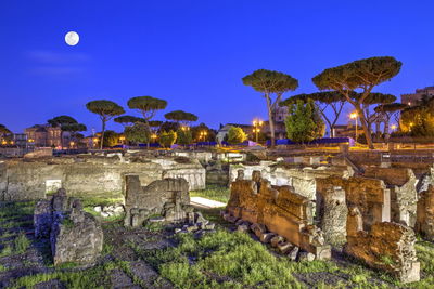 Ruins at the roman forum in rome by night, italy - hdr