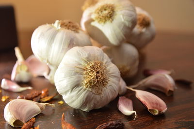 Close-up of white flowers on table