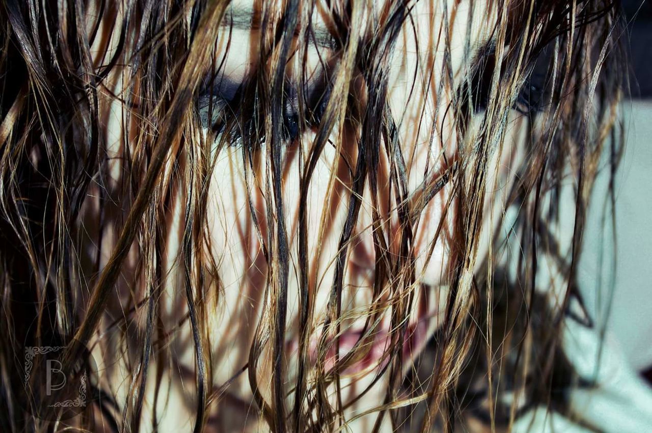 close-up, hair, nature, plant, human hair, growth, day, hairstyle, long hair, selective focus, brown hair, beauty in nature, outdoors, focus on foreground, grass, one person, brown, dry, tranquility