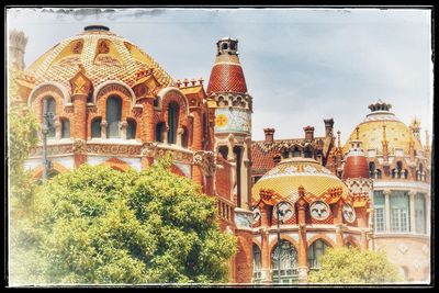 View of temple building against sky