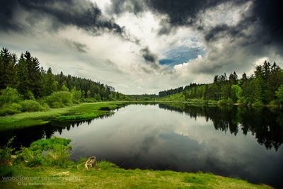 Panoramic view of lake against sky