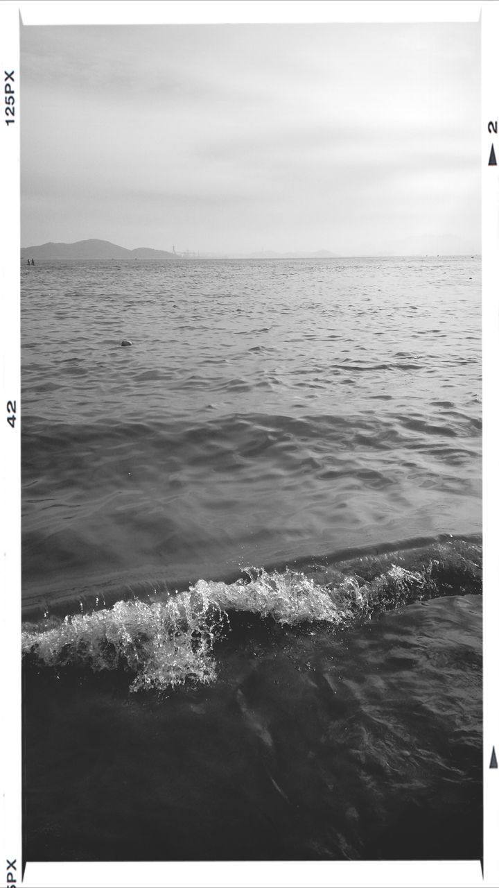 transfer print, sea, water, horizon over water, auto post production filter, sky, scenics, wave, beach, tranquil scene, shore, tranquility, beauty in nature, nature, surf, waterfront, coastline, rippled, seascape, ocean