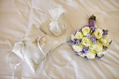 High angle view of white rose bouquet