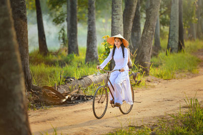 Beautiful woman with vietnam culture traditional 