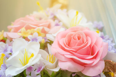 Close-up of pink roses