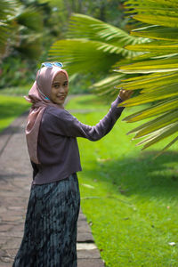Portrait of a smiling young woman