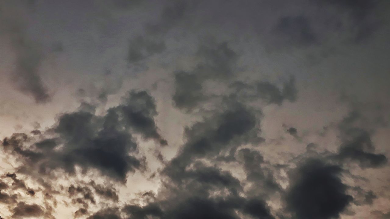 LOW ANGLE VIEW OF DRAMATIC SKY