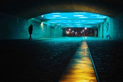 Illuminated tunnel