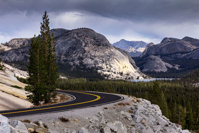 Scenic view of mountains against sky in yosemite national park