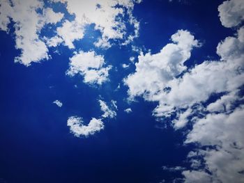 Low angle view of cloudy sky