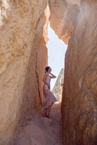 Girl in the canyon the rock is to dress in uchisar