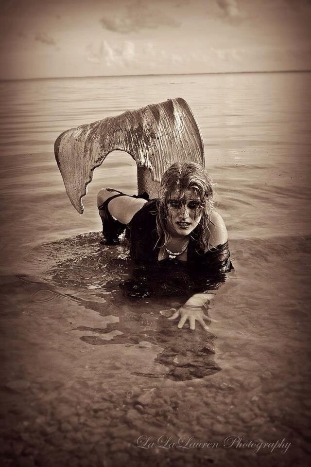 Creep mermaid shoot