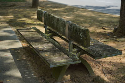 Empty bench in park