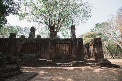 Old ruins against sky