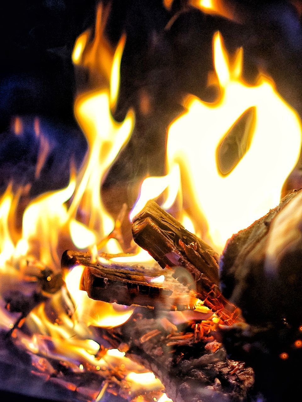 CLOSE-UP OF BURNING FIRE