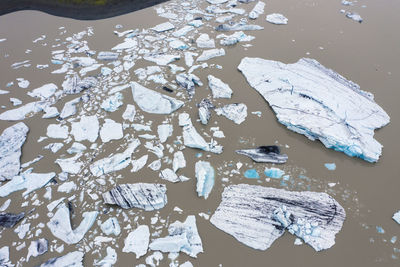 Aerial view of floating icebergs. jokulsarlon lagoon, iceland