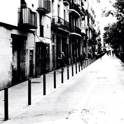 Narrow walkway in city