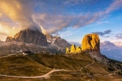 Sunset over 5 torri dolomites in cortina d'ampezzo, veneto, italy