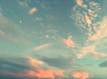 Low angle view of cloudy sky