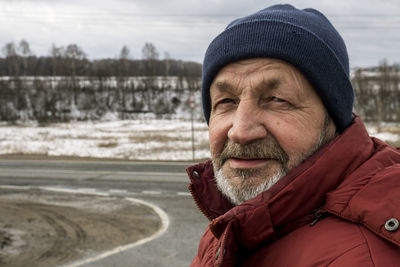 Portrait of man in hat