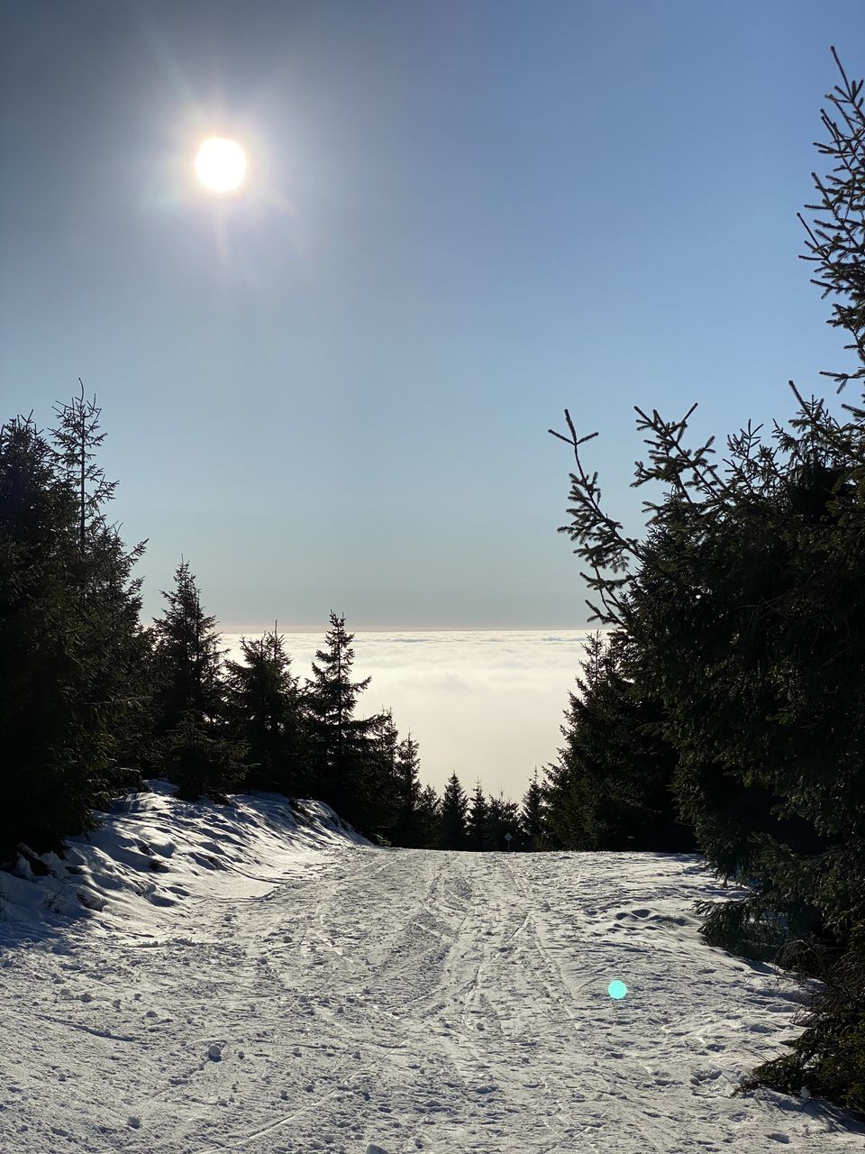 SCENIC VIEW OF SNOW AGAINST CLEAR SKY