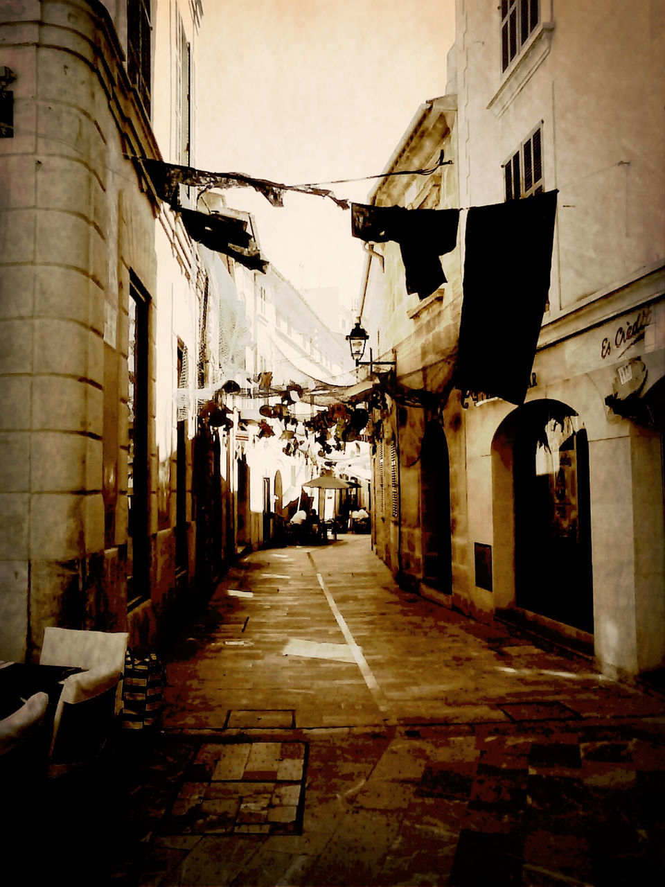 architecture, built structure, building exterior, the way forward, alley, building, narrow, street, diminishing perspective, city, cobblestone, residential building, residential structure, old town, vanishing point, empty, town, walkway, day, long