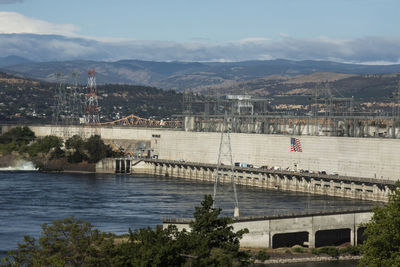 The dalles dam on the columbia river on a sunny day.